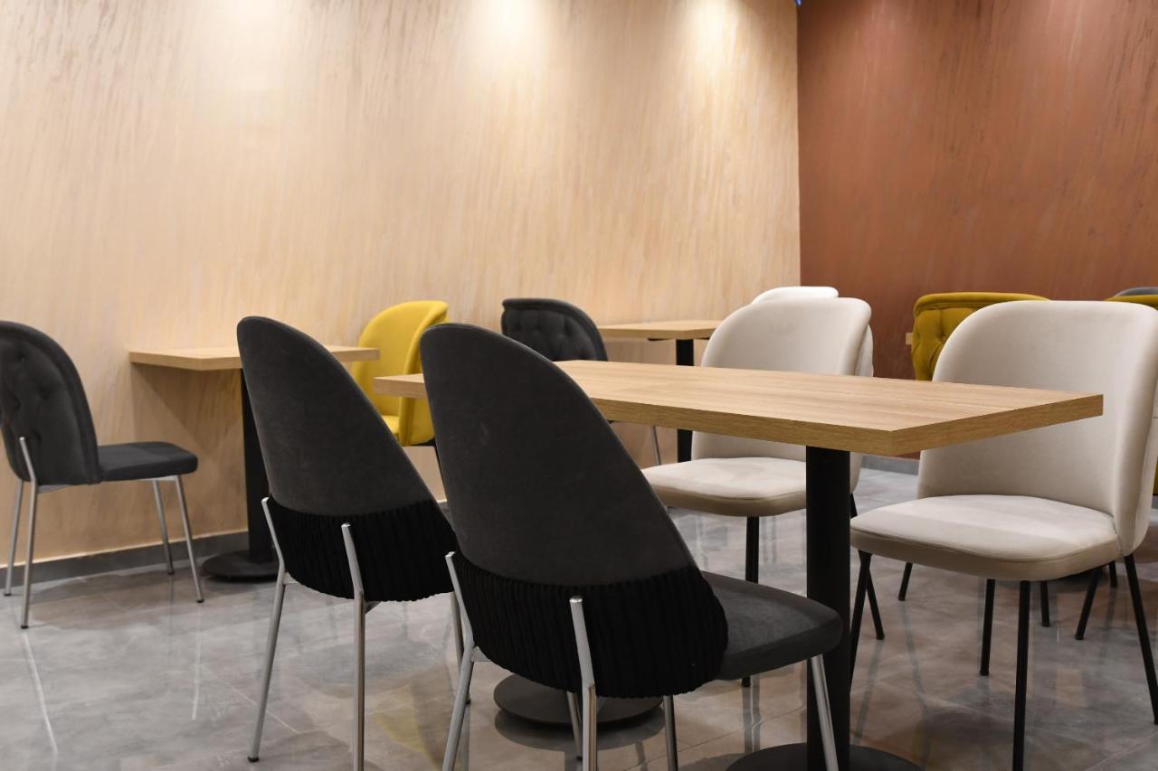 Kame Hotel Belgrade,贝尔格莱德凯美酒店 Ledine Dış mekan fotoğraf